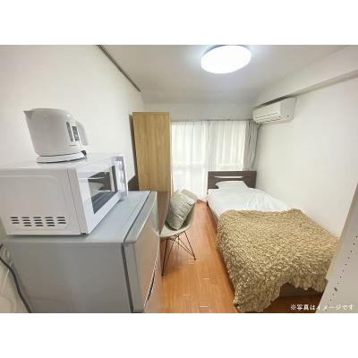 ユニオンマンスリー千歳烏山１　105　1R・シングル☆デスク＆チェアや２ドア冷蔵庫などの家具家電付きのお部屋♪便利なコンビニ至近の外観画像