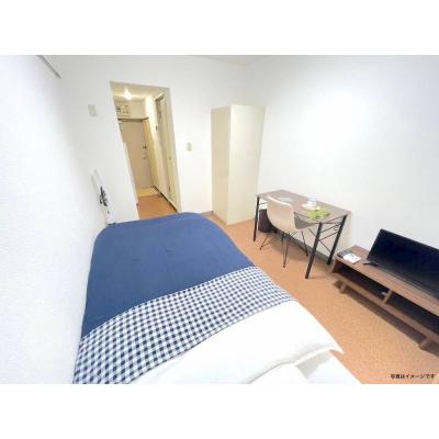 ユニオンマンスリー横浜戸塚３　108　1R・シングル☆【禁煙ルーム】デスク＆チェアや2ドア冷蔵庫などの家具家電付き。明治学院大学まで徒歩通学/JR湘南新宿ライン利用で横浜駅まで1駅＆渋谷駅やの物件写真2