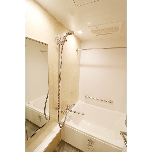 apartment 〒107-0052　東京都港区赤坂２丁目5-1 S-GATE赤坂山王 9F