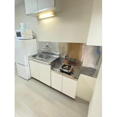 ユニオンマンスリーつつじヶ丘２　201　1R・シングル☆【禁煙ルーム】人気の角部屋＆バストイレ別♪安心のモニター付きインターフォン完備＆デスク・チの物件写真2