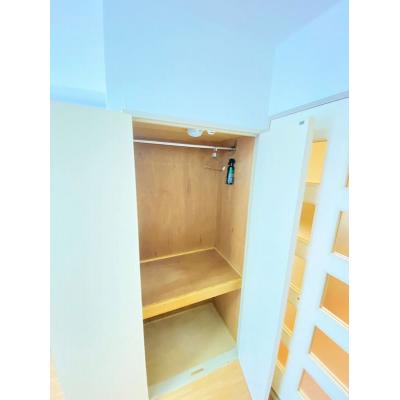 ●2026年4月8日から入居可●ユニオンマンスリー春日部１　704　1K・シングル☆【禁煙ルーム】人気の角部屋＆2面採光！バストイレ別＆温水洗浄便座完備♪デスク・チェアのあるお部屋/東武野田線の物件写真5