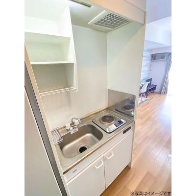 ユニオンマンスリー相模大塚駅前１　302　1R・セミダブル☆【禁煙ルーム】デスク・チェア＆室内洗濯機や電子レンジなど生活家電完備/駅近くにはスーパーマーケット「の物件写真2