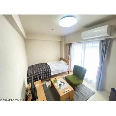 ユニオンマンスリー妙典１　402　1K・シングル☆【禁煙ルーム】人気の角部屋♪AL＆モニター付きインターフォン＆室内洗濯機完備♪ソファ・ローテーブルのあるお部屋の物件写真1