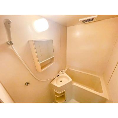 ユニオンマンスリー南林間３　301　1K・シングル☆【禁煙ルーム】バストイレ別＆大きな収納付きのお部屋♪小田急江ノ島線　南林間駅　徒歩3分。中央林間駅となり・大の物件写真3