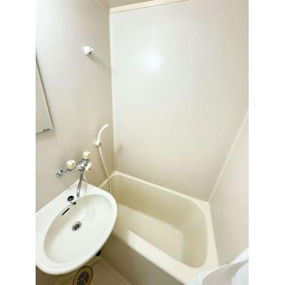 ユニオンマンスリー大倉山６　305　1R・シングル☆【禁煙ルーム】安心のモニター付きインターフォン完備＆デスク・チェアのあるお部屋の物件写真3