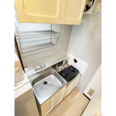 ●2026年5月14日から入居可●ユニオンマンスリー川崎１７　101　2K・ダブル【４名まで】☆【禁煙ルーム】広々2K・36.16㎡のお部屋♪くつろげる2人掛けソファ＆ローテーブル付き。JR東海の物件写真3