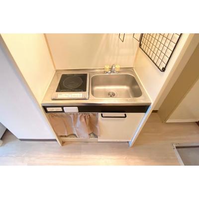 ●2026年5月14日から入居可●ユニオンマンスリー北習志野１　201　1R・シングル☆【禁煙ルーム】一人掛けソファ＆ローテーブル付きのお部屋♪駅前には24時間営業のスーパーやドラックストアなどの物件写真2