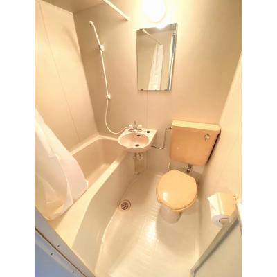 ●2026年5月14日から入居可●ユニオンマンスリー北習志野１　201　1R・シングル☆【禁煙ルーム】一人掛けソファ＆ローテーブル付きのお部屋♪駅前には24時間営業のスーパーやドラックストアなどの物件写真3