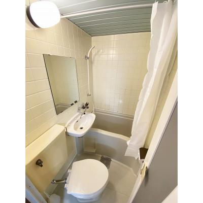 ユニオンマンスリー桜木町４　301　1K・セミダブル☆◆インターネット固定回線（Wi-Fi）無料の部屋◆【禁煙ルーム】角部屋＆2人掛けソファ＆ローテーブル付き！の物件写真3