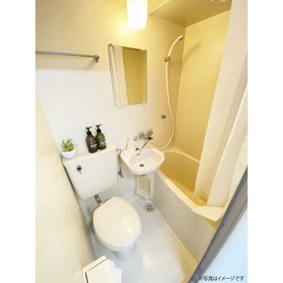 ●2026年1月18日から入居可●ユニオンマンスリー京王稲田堤２　403　1R・シングル☆【禁煙ルーム】人気の角部屋＆2面採光♪ローテーブル・ソファのあるお部屋/都営新宿線直通運転利用で、明大前の物件写真3