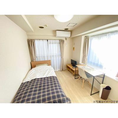 ●2026年4月23日から入居可●ユニオンマンスリー新松戸１　802　1K・シングル☆【禁煙ルーム】人気の角部屋＆2面採光♪デスク・チェアや生活家電のあるお部屋。建物オートロック完備の物件写真1