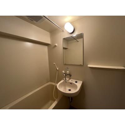 POROKARIバスセンター前D/複数室有/エアコンの物件写真3