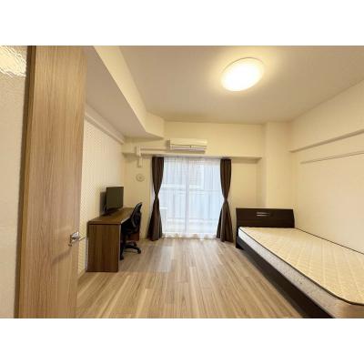 【🎉初期費用オフ｜お得なキャンペーン】【禁煙🚭/Wi-Fi無料🌐】マイナビSTAY梅田　806の物件写真3