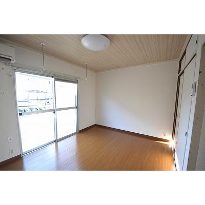 ピースコート泉ヶ丘Cの物件写真2