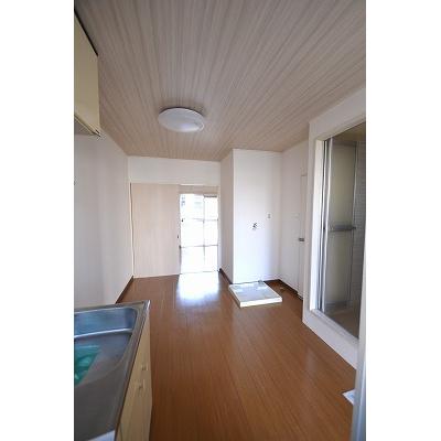 ピースコート泉ヶ丘Cの物件写真3