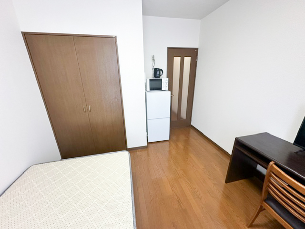 åɥƥ¢渶EAST֥ضر롼ࡦ3ʬἼա١ڥ١åۤʪ̿3