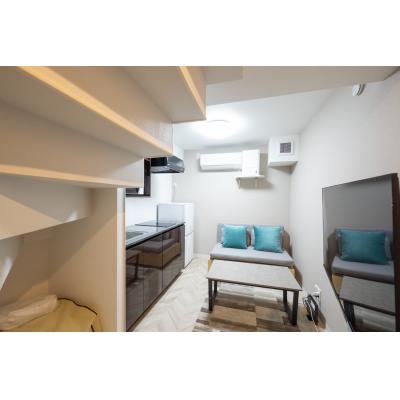 最寄り駅まで徒歩3分/家具・家電完備/オシャレなデザイナーズ物件♪/CH RESIDENCE 喜久井町 102の物件写真2