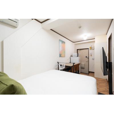 池袋駅から徒歩15分！/シェアOK/家具・家電完備/エスカル椎名町 303の物件写真2