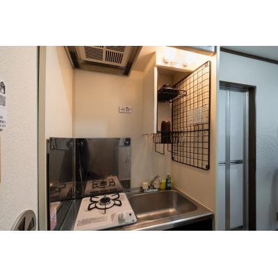 池袋駅から徒歩15分！/シェアOK/家具・家電完備/エスカル椎名町 303の物件写真3