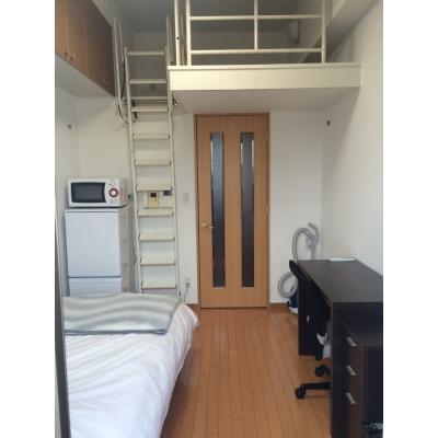 【大阪梅田駅、中津駅】EC梅田茶屋町DS　01号室【ロフト付・床暖房・NET無料・温水洗浄便座・浴室暖房乾燥機・ドラム式洗濯乾燥機・32型TV・HDD内蔵ブルーレイ標準装備！】の物件写真2