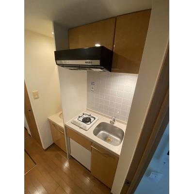 EC梅田東アクアパレス　12号【分譲貸・NET（有線）無料・ロフト付・床暖房・ガスコンロ・温水洗浄便座・浴室暖房乾燥機・３２型ＴＶ・HDD内蔵ブルーレイ標準装備！】の物件写真5