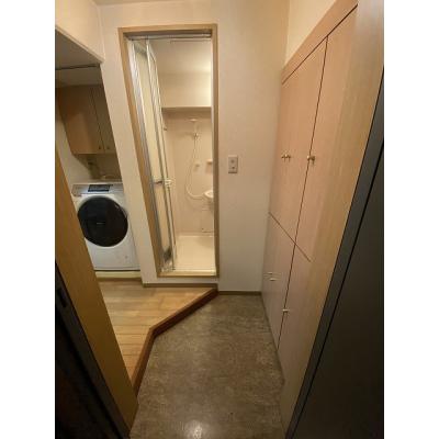 【新大阪・東三国・東淀川】EC新大阪1　⑥【１ＤＫタイプ】【ペット飼育相談可・ＮＥＴ無料・ドラム式洗濯乾燥機・３２型ＴＶ・HDD内蔵ブルーレイ完備！】の物件写真2