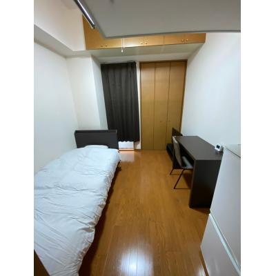 【新大阪　徒歩4分】EC新大阪3SP　③【角部屋、ＮＥＴ無料・ペット相談可、ロフト付・床暖房・ドラム式洗濯乾燥機・３２型ＴＶ・HDD内蔵ブルーレイ標準装備！】の物件写真5