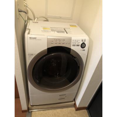 EC心斎橋ＥＡＳＴエリジオン【8帖タイプ】ネット無料【ドラム式洗濯乾燥機・浴室TV】の物件写真2