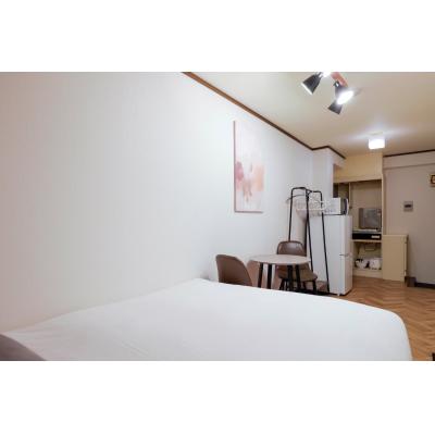 池袋まで1駅&徒歩圏内/最寄り駅から徒歩3分/スーパー・コンビニ至近/エスカル椎名町201の物件写真3