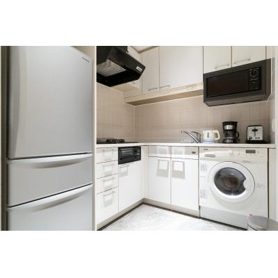 東京タワーまで徒歩10分！/主要駅へのアクセス抜群/広々お洒落な内装/神谷町MTコート505の物件写真3