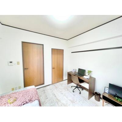【名古屋市千種区/本山駅徒歩5分/無料Wi-Fi/角部屋/バストイレ別/自転車駐輪可能】ルミナリエ本山 205号室 ファミマンの物件写真2
