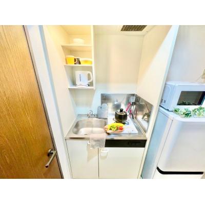【名古屋市千種区/本山駅徒歩5分/無料Wi-Fi/角部屋/バストイレ別/自転車駐輪可能】ルミナリエ本山 205号室 ファミマンの物件写真3