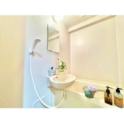 【名古屋市千種区/本山駅徒歩5分/無料Wi-Fi/角部屋/バストイレ別/自転車駐輪可能】ルミナリエ本山 205号室 ファミマンの物件写真4