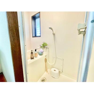 【名古屋市中川区/中島駅徒歩8分/駐車場/角部屋/バストイレ別・独立洗面台/全居室6帖以上】リバーサイド荒子 102号室 ファミマンの物件写真4