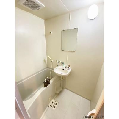 ユニオンマンスリー大塚１０　304　1K・シングル☆【禁煙ルーム】安心の建物AL＆室内洗濯機完備！人気のバストイレ別♪勉強やテレワークにおすすめデスク・チェアのあるお部屋の物件写真3