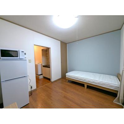 ☆新横浜駅まで直通約2分☆岸根公園駅徒歩7約分☆Wifi無料☆スーパー・コンビニ徒歩圏内☆【024】の物件写真2