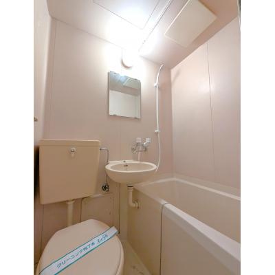 ☆新横浜駅まで直通約2分☆岸根公園駅徒歩7約分☆Wifi無料☆スーパー・コンビニ徒歩圏内☆【024】の物件写真4