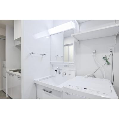 12/30までの大特価！幡ヶ谷から徒歩5分！駅周辺も買い物場所充実♪/エレベーター付きのシンプルなお部屋/コスモリード幡ヶ谷 503の物件写真6