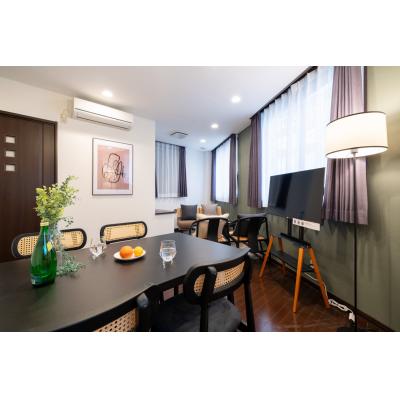 最寄り駅より徒歩8分/お洒落なメゾネット/Maison Miyashita 2階・3階メゾネットの物件写真1