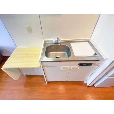 ユニオンマンスリー新小平１　308　1R・シングル☆◆インターネット固定回線（有線・Wi-Fi）無料の部屋◆【禁煙ルーム】ソファ・ローテーブルのあるゆったり25㎡のお部屋！の物件写真2