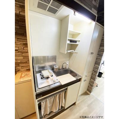 ユニオンマンスリー東村山１　202　1R・シングル☆【禁煙ルーム】安心の宅配ボックス・室内洗濯機完備！勉強やテレワーク、趣味の時間などワークスペースにおすすめデスク・チェアなど生活家電のあるお部屋の物件写真3