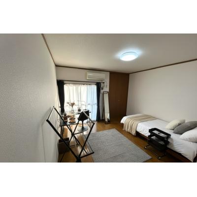 コスパだけじゃない“快適さ重視”マンスリータウン【ローソンまで徒歩５分】【最寄り駅まで徒歩10分以内で通勤らくらく】【ロフト付き】飯塚町Ｂ1の外観画像