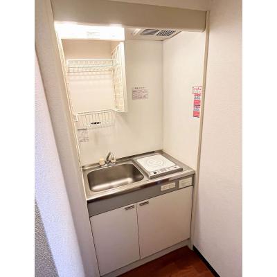 ●2026年2月6日から入居可●ユニオンマンスリー八王子１０　205　1K・セミダブル☆【禁煙ルーム】勉強やテレワークにおすすめデスク・チェアのあるお部屋♪安心の建物AL＆モニター付きインターフォン＆の物件写真2