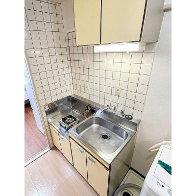 ユニオンマンスリー永山６　102　1K・シングル☆【禁煙ルーム】室内洗濯機や2ドア冷蔵庫など生活家電完備！デスク・チェアのあるお部屋/多摩大学多摩キャンパスまで徒歩通の物件写真2