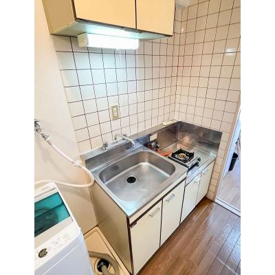 ユニオンマンスリー永山６　307　1K・シングル☆【禁煙ルーム】室内洗濯機や2ドア冷蔵庫など生活家電完備！デスク・チェアのあるお部屋/多摩大学多摩キャンパスまで徒歩通の物件写真2