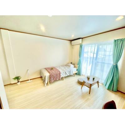 【名古屋市中川区/東山線「高畑」駅徒歩約4分/駐車場/角部屋/バストイレ別/洋室8.4帖】へーベルエスパスＶ B棟 303号室 ファミマンの外観画像