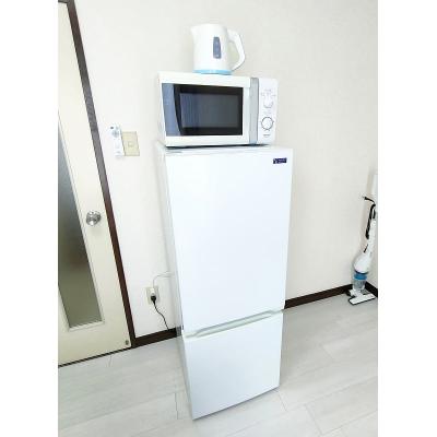 ユニオンマンスリー高津１　303　1K・シングル☆【禁煙ルーム】デスク・チェアや2ドア冷蔵庫などの家具家電付き。物件近くにコンビニ・スーパーもあり便利♪2路線利用可能！の物件写真4