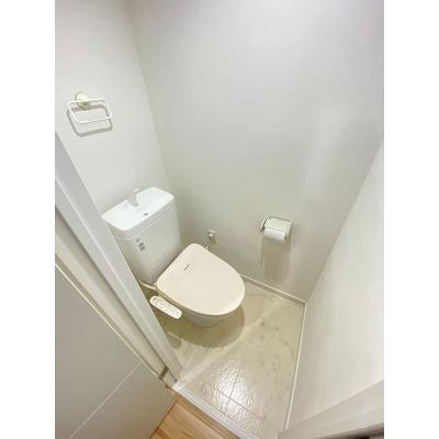 ユニオンマンスリー京王稲田堤４　402　1LDK・セミダブル☆【禁煙ルーム】人気の角部屋＆バストイレ別＆独立洗面台あり！安心の宅配ボックス＆モニター付きインターフォン＆室内洗濯機完備♪の物件写真5