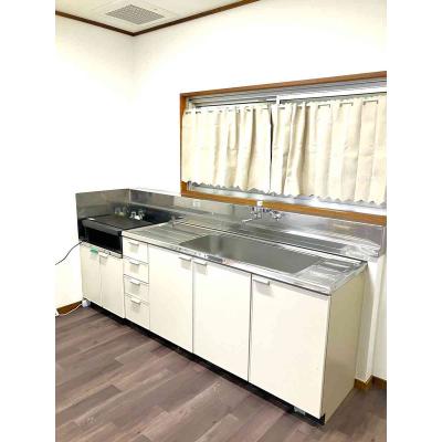 マコットいわき駅前東201【無料駐車場あり・角部屋・バストイレ別・Wi-Fi無料】4名入居可の広々空間♪『いわき駅』徒歩11分！の物件写真4