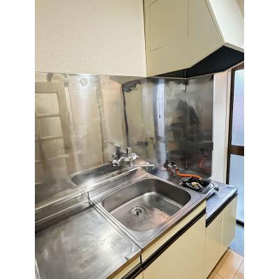 ユニオンマンスリー稲田堤２　304　1K・シングル☆【禁煙ルーム】モニター付きインターホン完備♪たっぷり収納＆デスク・チェア、2ドア冷蔵庫などの家具家電付き■選べるWi-Fi格安レンタル中！の物件写真2